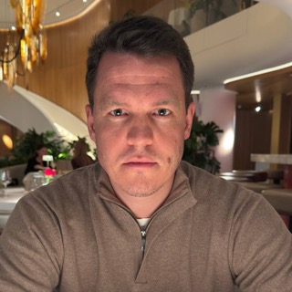 Максим — Руководитель FIAS